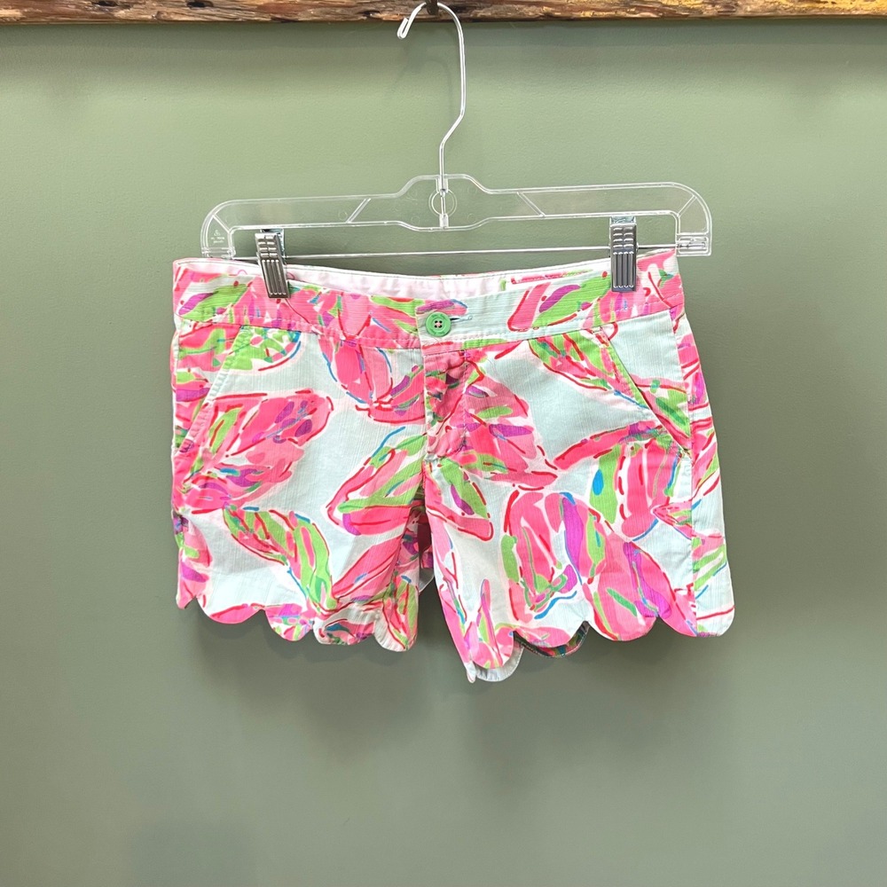 Lilly Pulitzer Buttercup Shorts Pink Green Tropical Floral Scalloped Hem 00